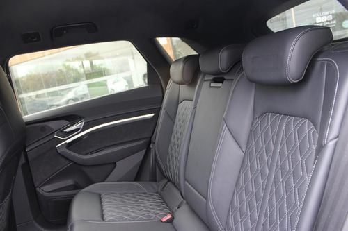 Audi e-tron - Photo 39