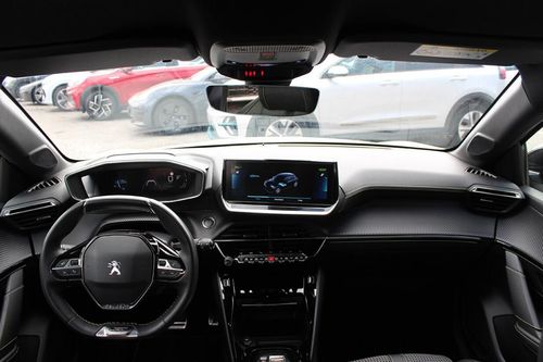 Peugeot e-208 - Photo 21