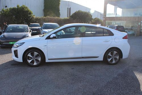 Hyundai Ioniq - Photo 7
