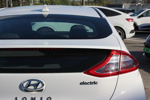Hyundai Ioniq - Photo 10