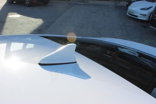 Hyundai Ioniq - Photo 13