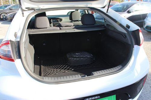 Hyundai Ioniq - Photo 12