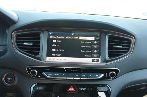 Hyundai Ioniq - Photo 37
