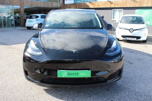 Tesla Model Y - Photo 3