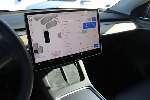 Tesla Model Y - Photo 26