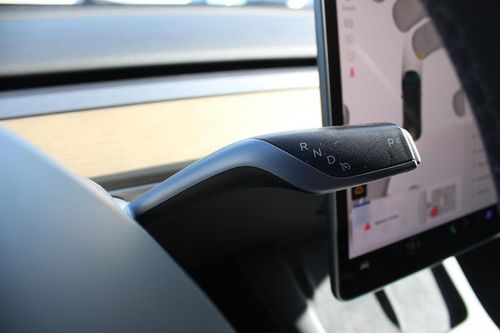 Tesla Model Y - Photo 25