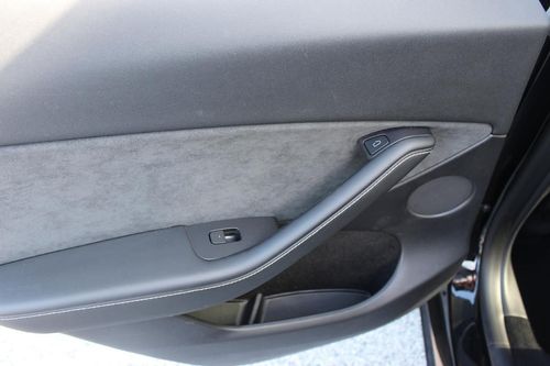 Tesla Model Y - Photo 29