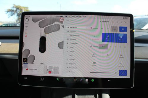 Tesla Model Y - Photo 33