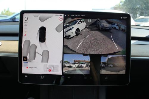 Tesla Model Y - Photo 32