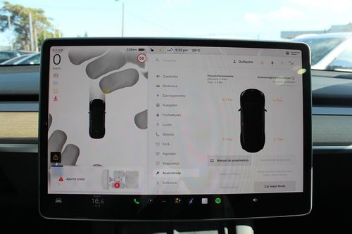 Tesla Model Y - Photo 44