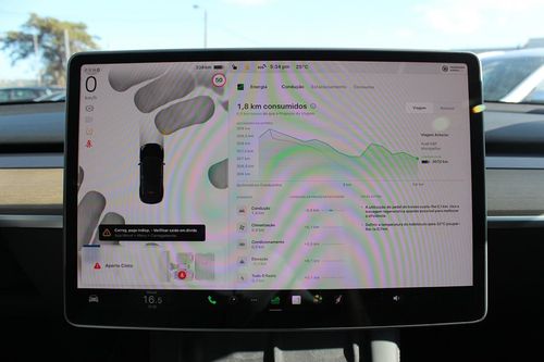 Tesla Model Y - Photo 52