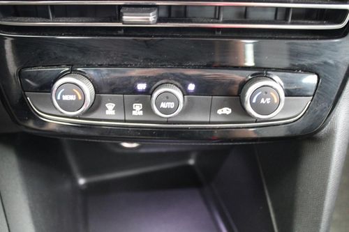 Opel Mokka-e - Photo 28