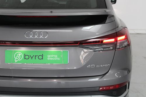 Audi Q4 Sportback e-tron - Photo 6