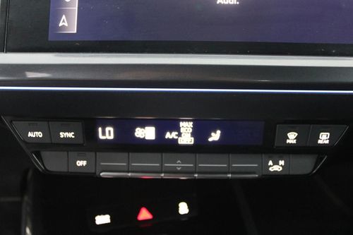 Audi Q4 Sportback e-tron - Photo 35
