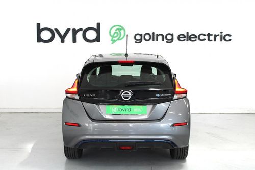 Nissan Leaf - Photo 5