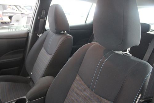 Nissan Leaf - Photo 9