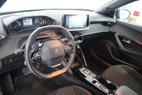 Peugeot e-2008 - Photo 11
