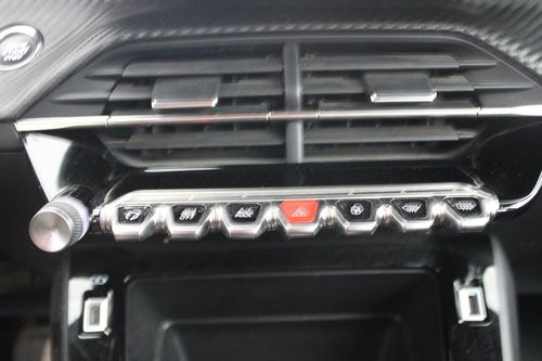 Peugeot e-2008 - Photo 29