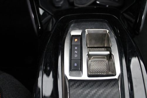 Peugeot e-2008 - Photo 30