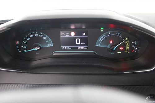 Peugeot e-2008 - Photo 32