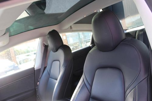 Tesla Model 3 - Photo 14