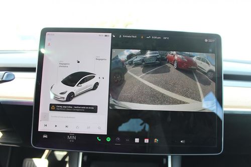 Tesla Model 3 - Photo 34