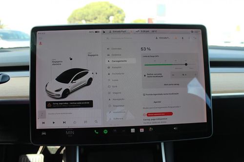 Tesla Model 3 - Photo 39