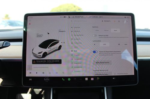 Tesla Model 3 - Photo 38