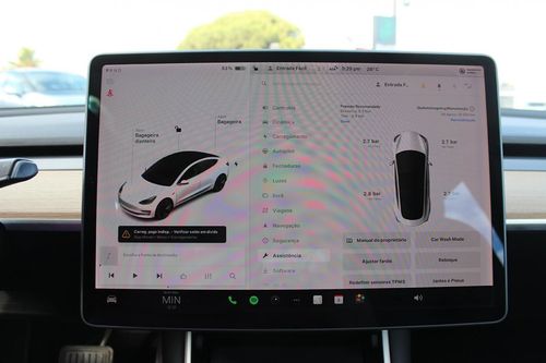 Tesla Model 3 - Photo 42
