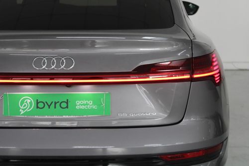 Audi e-tron Sportback - Photo 6