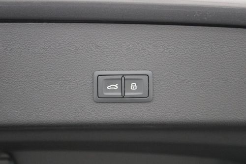 Audi e-tron Sportback - Photo 9