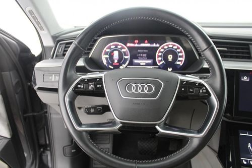Audi e-tron Sportback - Photo 17