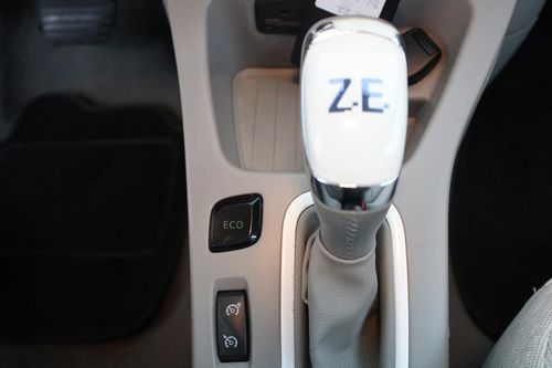 Renault Zoe - Photo 20
