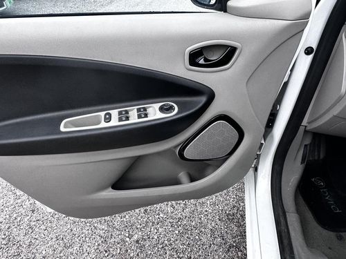 Renault Zoe - Photo 15