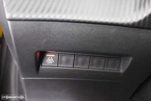 Peugeot e-208 - Photo 17