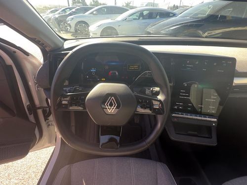 Renault Mégane E-Tech - Photo 18