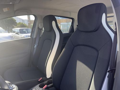 Renault Zoe - Photo 16