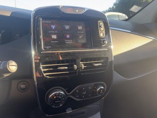 Renault Zoe - Photo 22