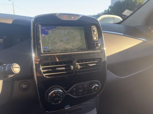 Renault Zoe - Photo 25