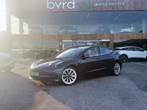 Tesla Model 3 - Photo 1