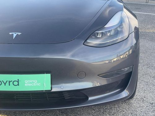 Tesla Model 3 - Photo 5