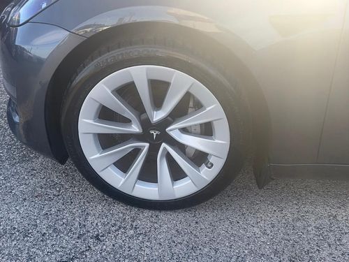 Tesla Model 3 - Photo 6