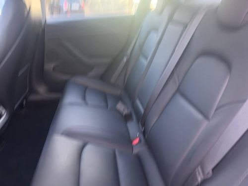 Tesla Model 3 - Photo 20