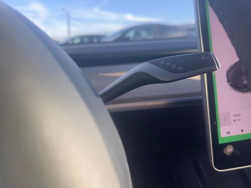 Tesla Model 3 - Photo 32