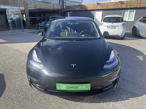 Tesla Model 3 - Photo 3