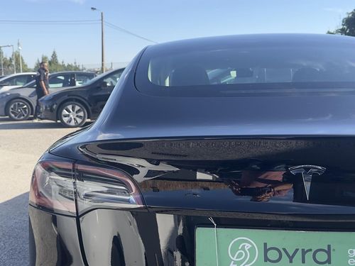 Tesla Model 3 - Photo 10