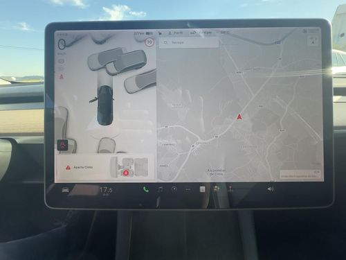 Tesla Model 3 - Photo 32