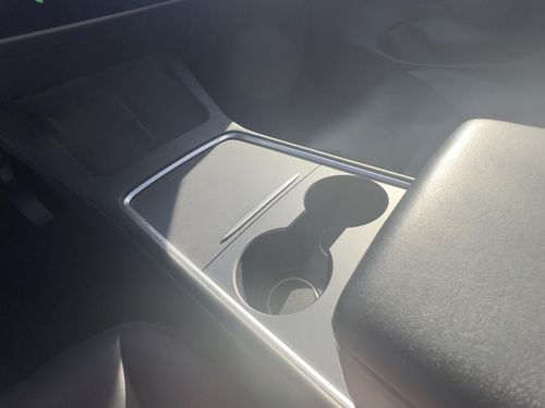 Tesla Model 3 - Photo 36