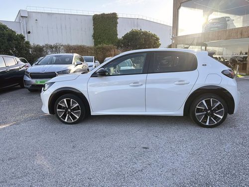 Peugeot e-208 - Photo 7