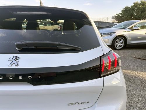 Peugeot e-208 - Photo 11